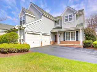 19 Afton Blvd, Monroe Township, NJ 08831