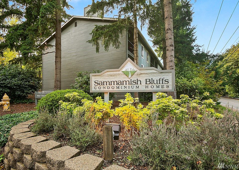 1st image of 4727 W Lake Sammamish Pkwy SE #306