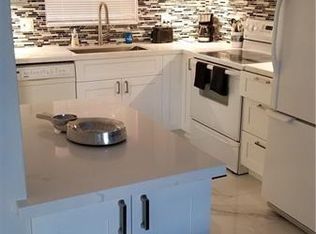 660 Tennis Club Dr APT 102, Fort Lauderdale, FL 33311