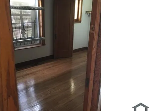 10645 S Prairie Ave, Chicago, IL 60628