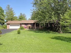 1st image of 140 Park Dr