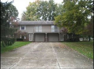 1122 Big Valley Dr, Akron, OH 44319