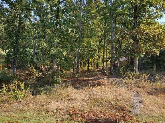 4th image of 141 Pleasantwood Dr