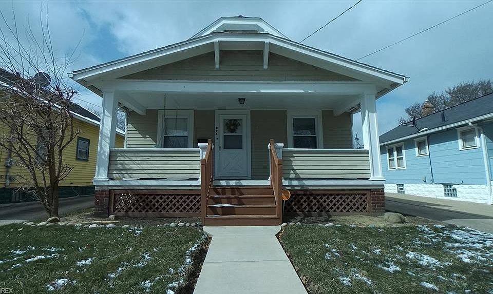 1st image of 896 Bertha Ave