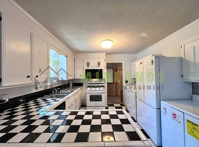 3836 Davies Dr — Photo 8