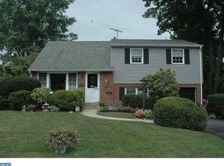 305 Spruce Rd, Flourtown, PA 19031