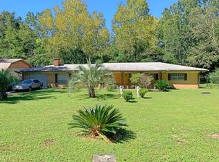 105 Wood St, Defuniak Springs, FL 32433