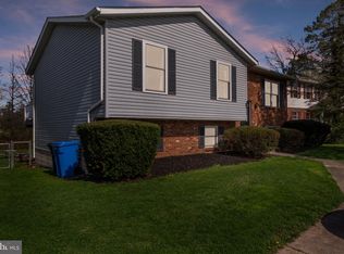 204 Grand Dr, Taneytown, MD 21787