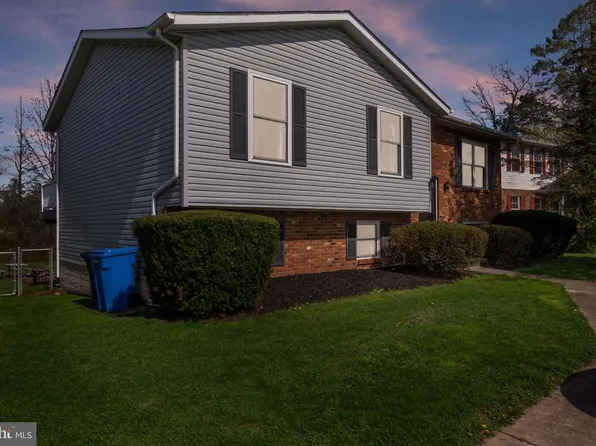 204 Grand Dr, Taneytown, MD 21787