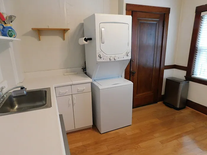 2 bed, 1.0 bath, $3,450 — Photo 4