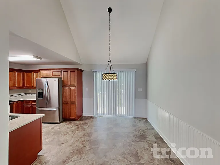 449 College Blvd — Photo 4
