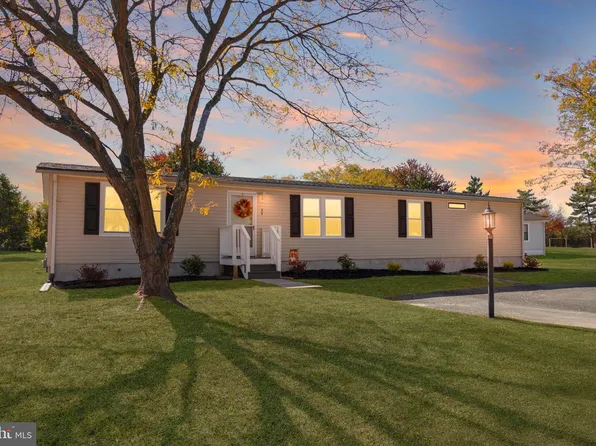 24 Welch Dr, Dover, DE 19901