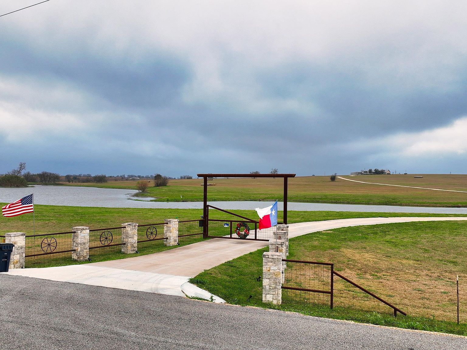 1400 CR 330, Granger, TX 76530 MLS 158672 Zillow