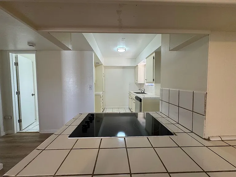 4400 Tierra Verde St. — Photo 10
