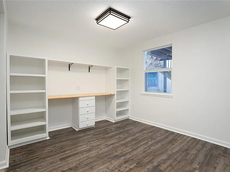 22291 Westchester Blvd #301 — Photo 3