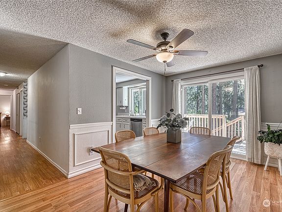 4th image of 14121 56th Avenue NW