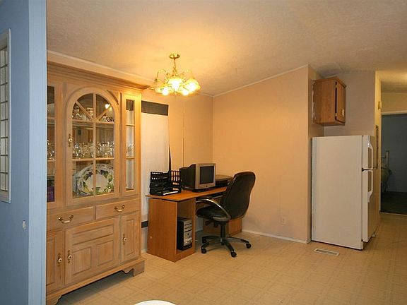 5th image of 18812 E Valleyway Ct