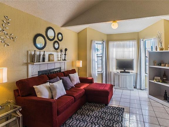3rd image of 1539 Rebecca Ann Dr #B