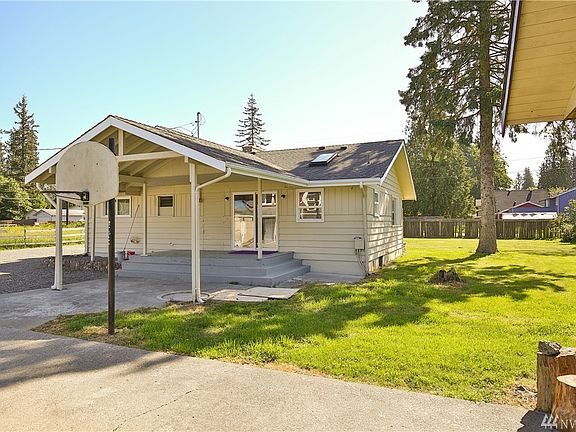 5th image of 6710 19th Ave NE