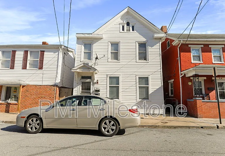 721 2nd St #A — Photo 4