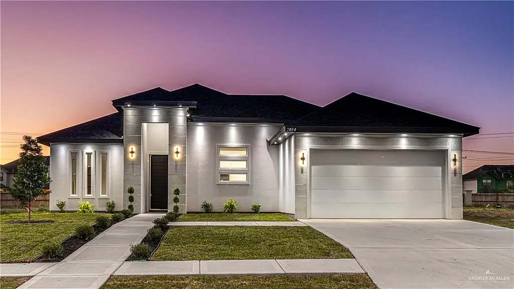 3 bed, 3.5 bath, 1982 sqft, $2,400 — Photo 1