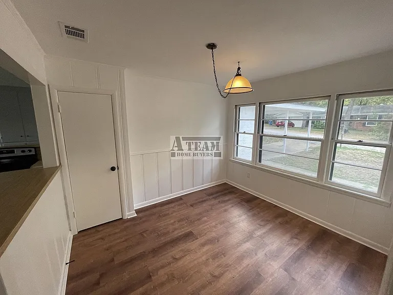 505 Highland Dr — Photo 4