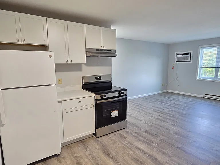 421 1st Ave E #225 — Photo 8