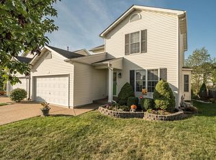 571 Donna Marie Dr, Wentzville, MO 63385