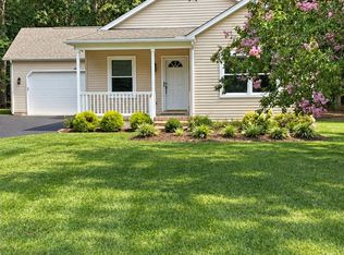 8 Lake Shore Dr, Lewes, DE 19958