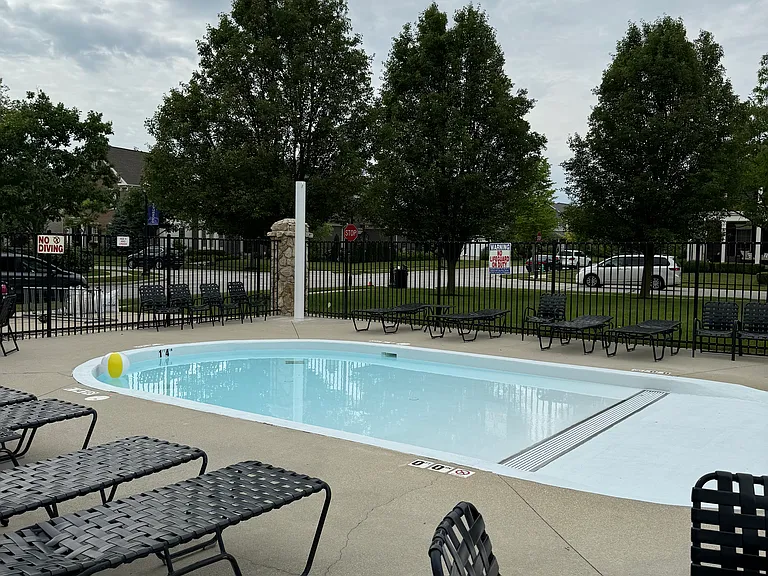 Comes with a small toddler pool