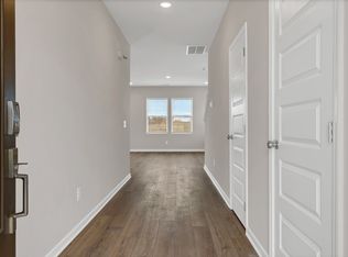 708 Emerson Ln, Westmoreland, TN 37186