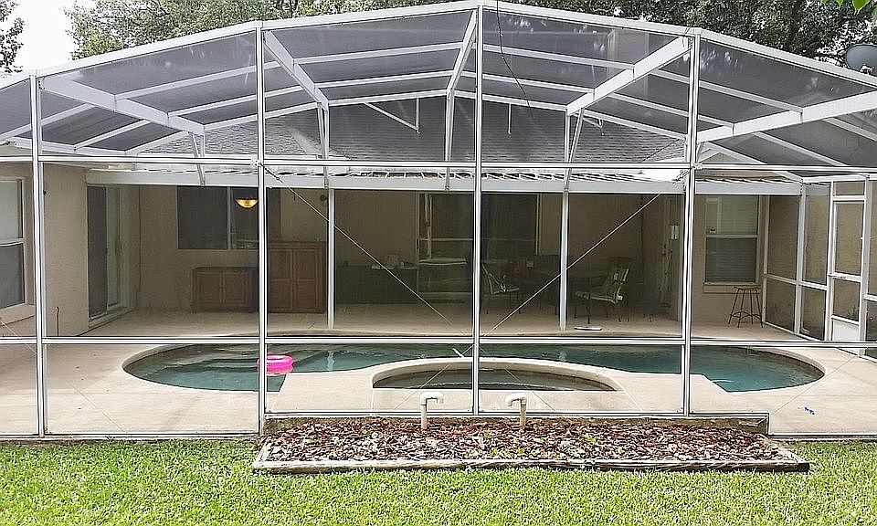 1st image of 6825 Oakmore Ln