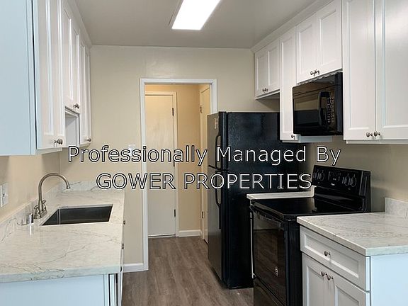2nd image of 1367 Phelps Ave APT 1