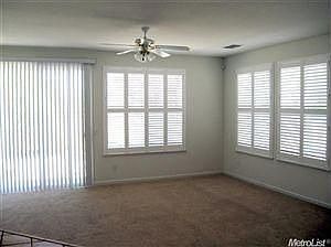 4th image of 18 Wharfdale Pl