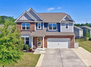 1324 Mona Vale Dr, Huntersville, NC 28078