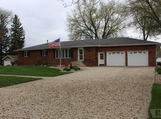 1360 State St, Garner, IA 50438