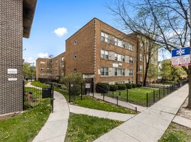 729 N Central
