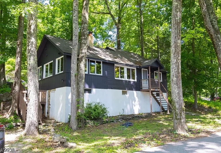 19 Lonaconing Rd — Photo 1