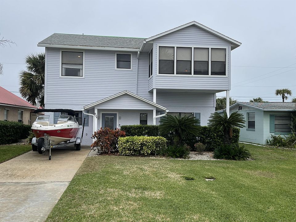 1st image of 834 E 25th Ave