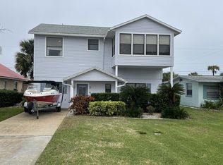 834 E 25th Ave, New Smyrna Beach, FL 32169