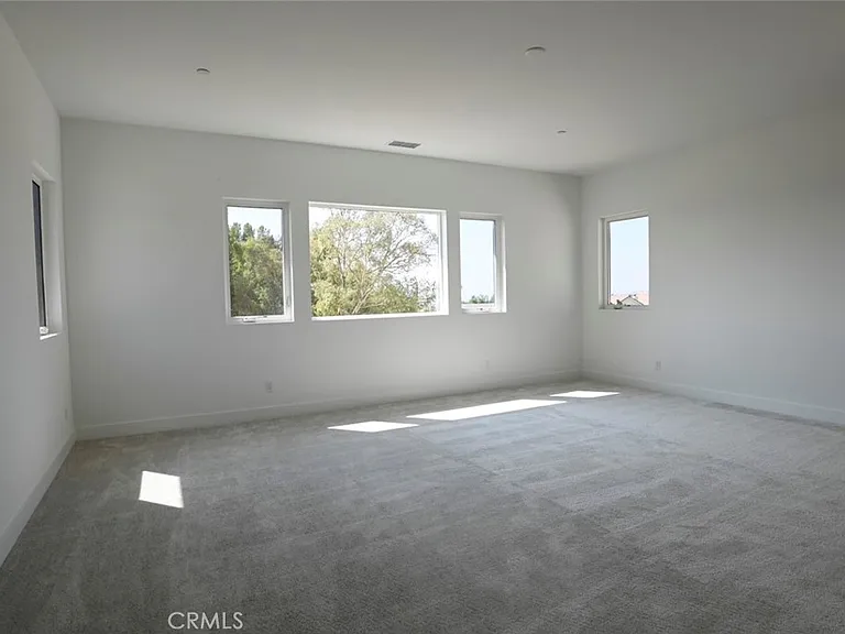 20552 Edgewood Ct — Photo 17