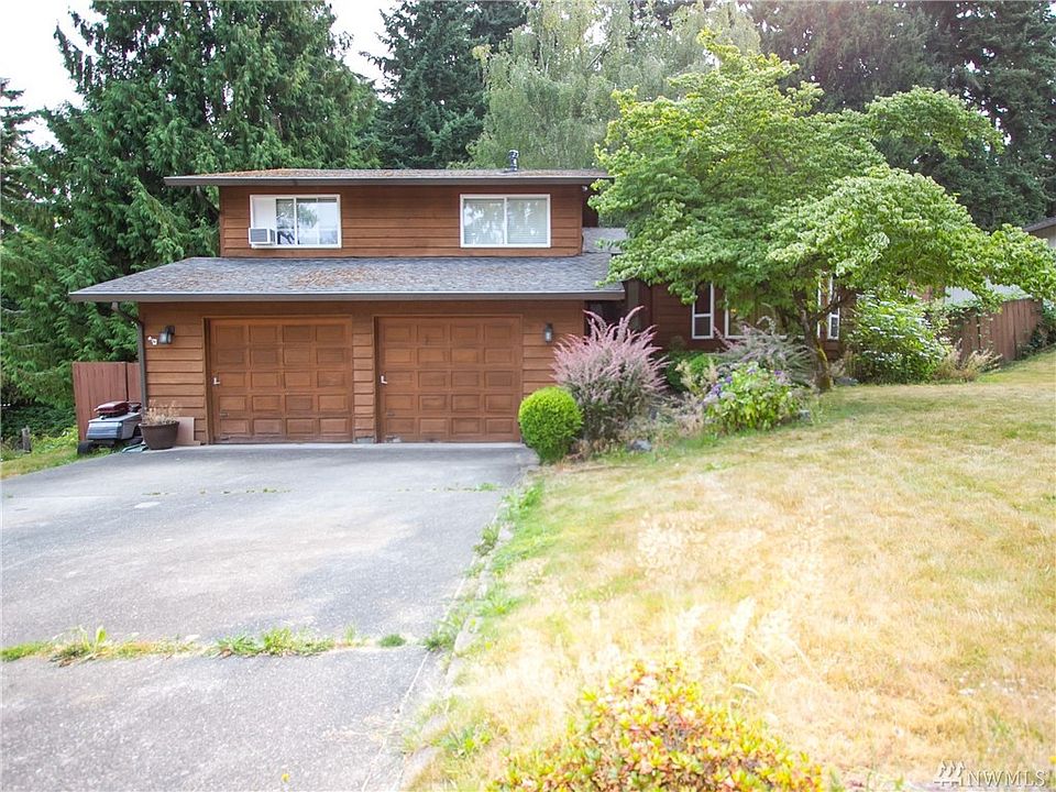 1st image of 411 106th Avenue Ct E