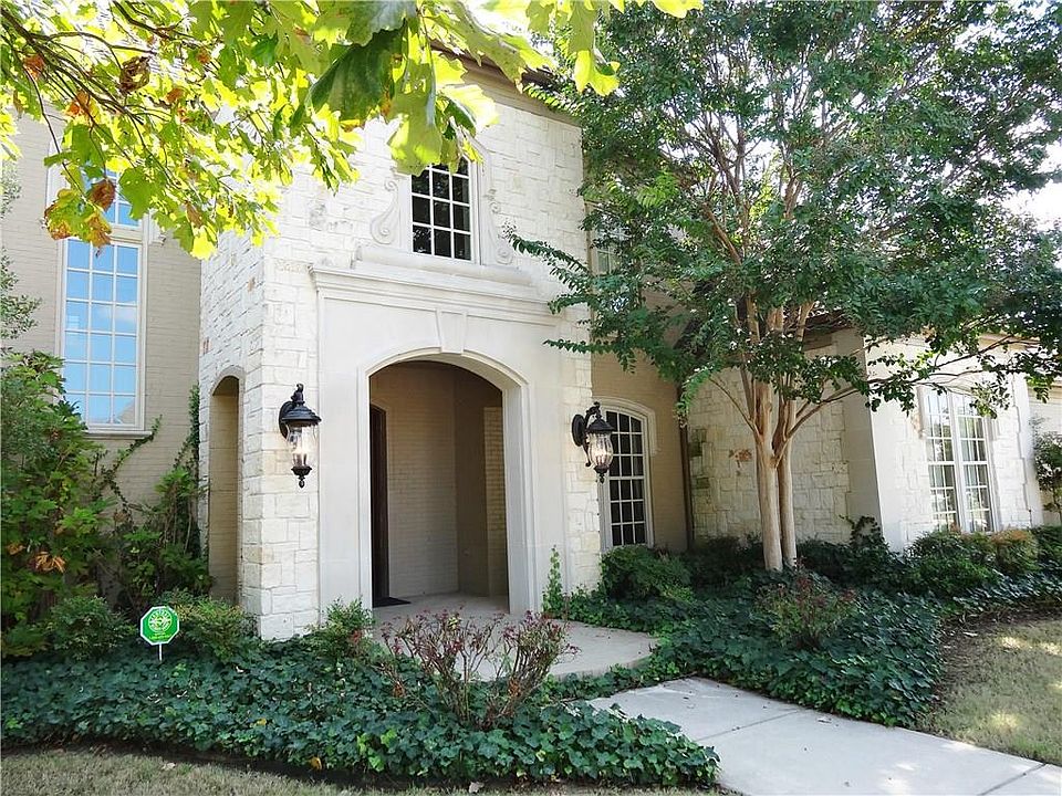 1st image of 517 Harmony Ln