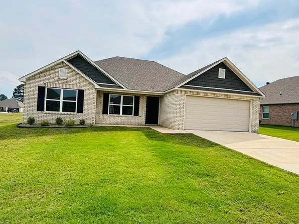 1302 Springvine Dr, Searcy, AR 72143
