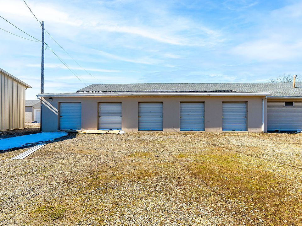 2nd image of 855 E Jenkins Ave #1
