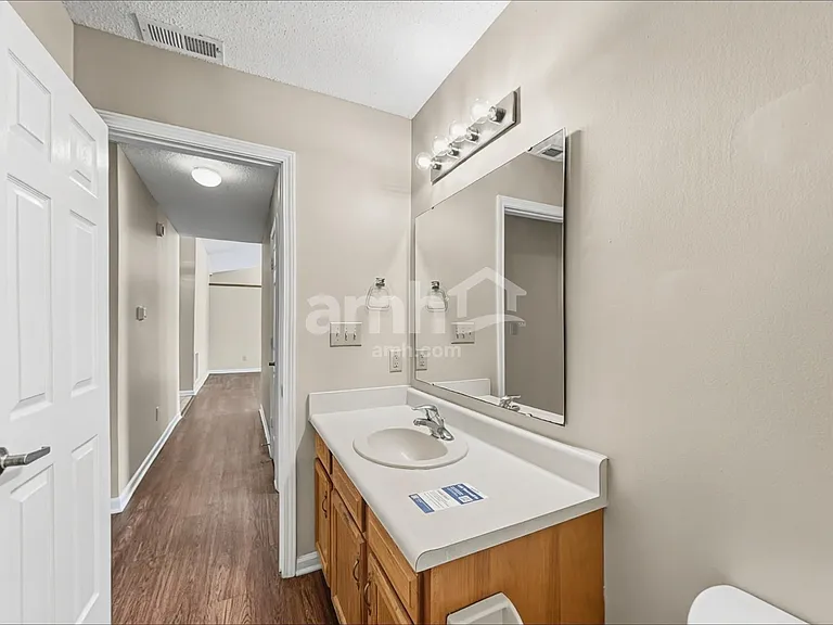 7315 Cordova Dr — Photo 13