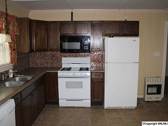 4th image of 3253 Charity Ln