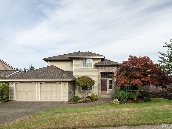 2nd image of 5201 Chinook Dr NE