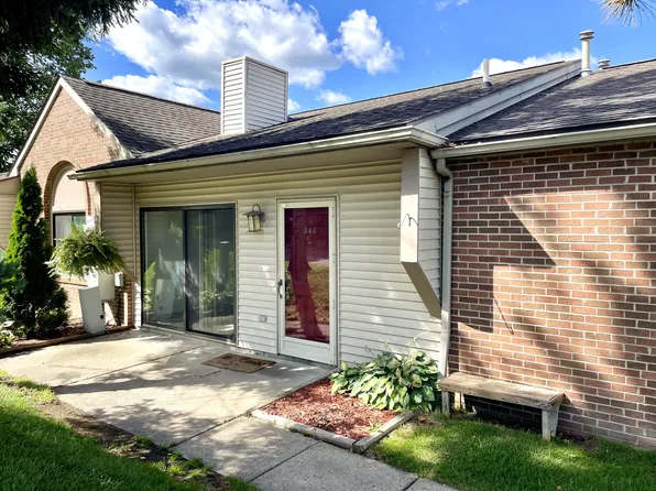 346 Spring Brooke Dr, Brighton, MI 48116