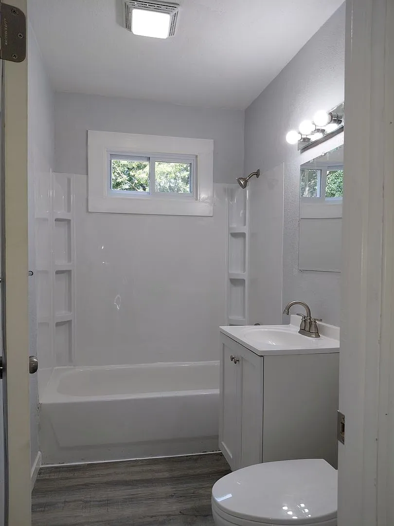 2 bedroom 1 bath house — Photo 2